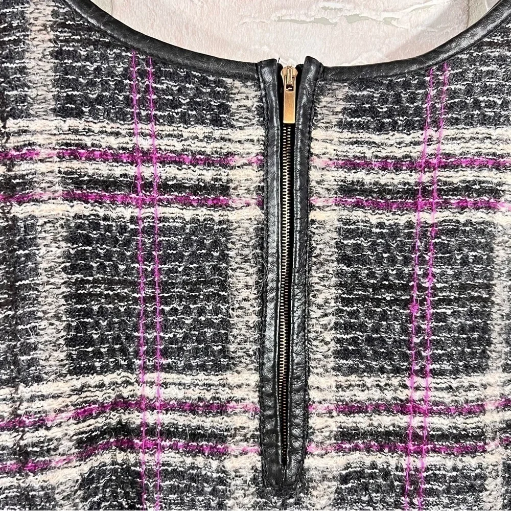 St John Plaid Mohair Wool Blend Leather Trim Short Sleeve Sweater Size L